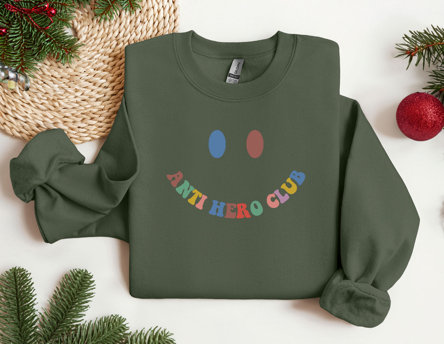 a green sweatshirt with the words father's day on it