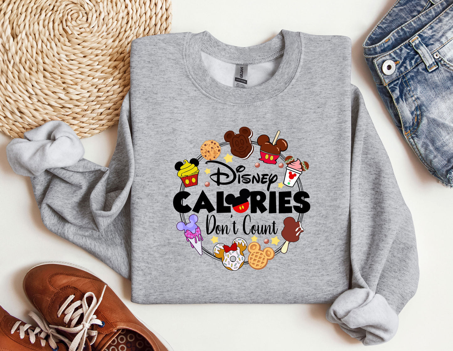 a sweatshirt that says disney calories don't count