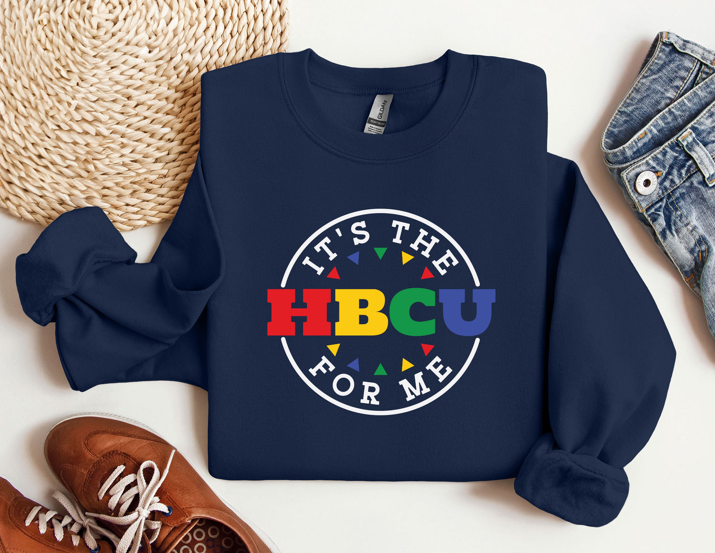 a sweatshirt with the words it's the hbcu for me on it