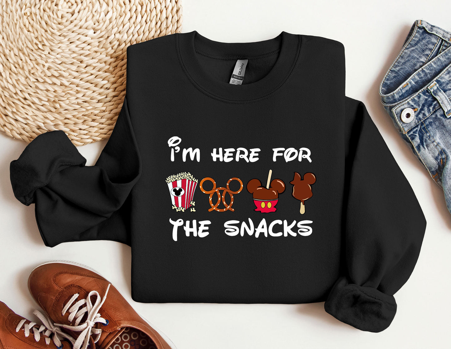 i'm here for the snacks mickey mouse shirt
