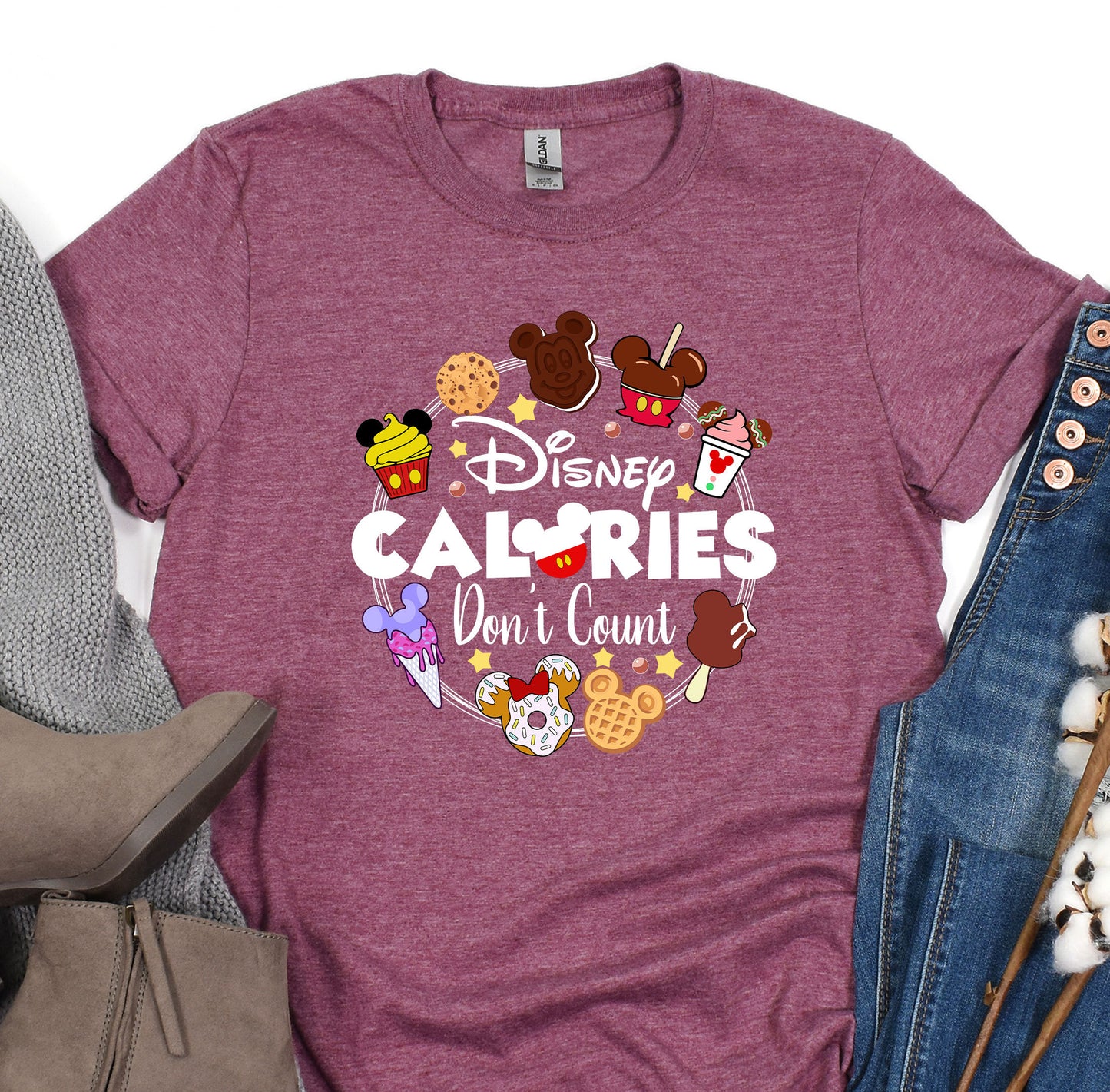 a t - shirt that says disney calories don't cut