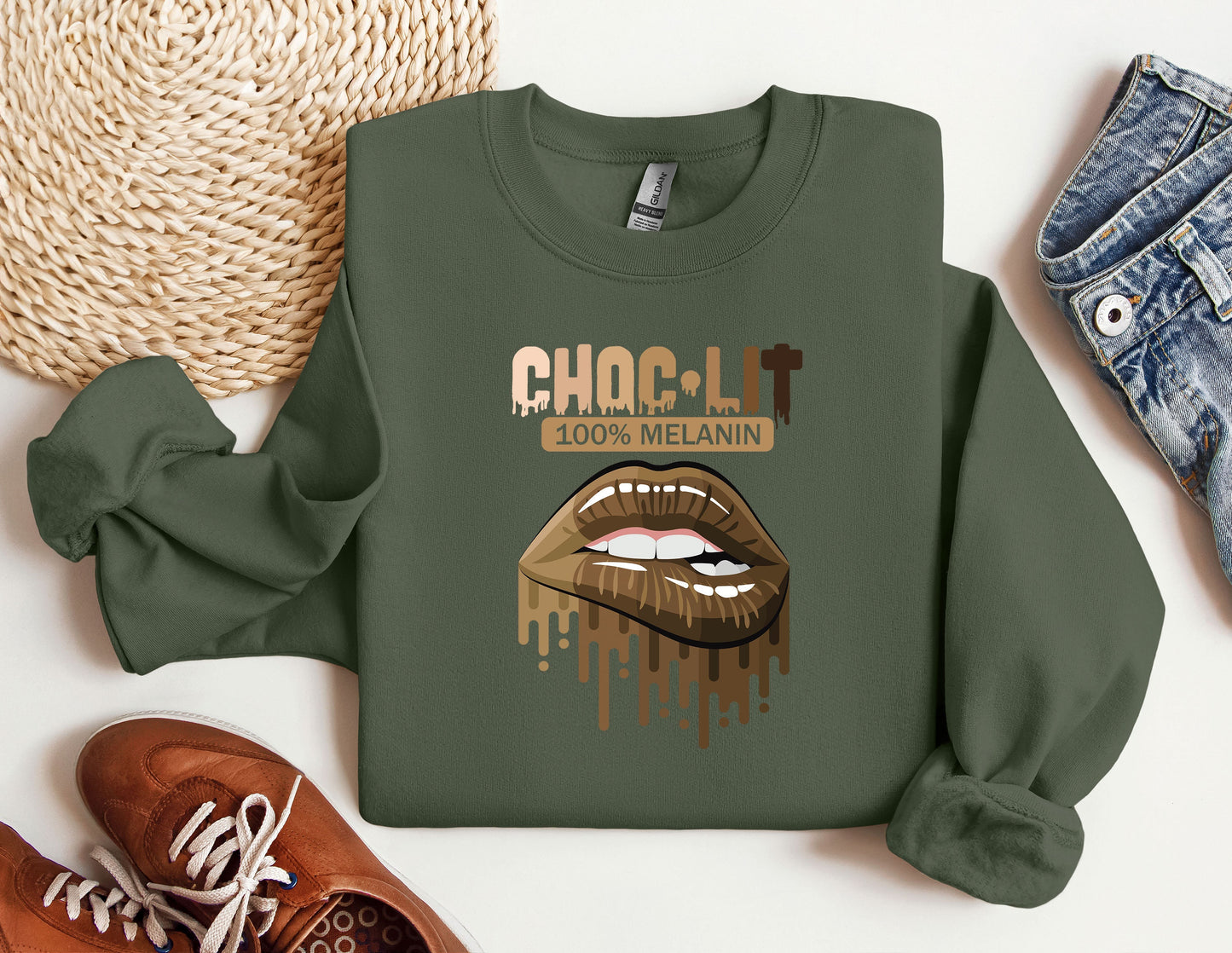 a green sweatshirt with a picture of a woman's mouth and the words cho