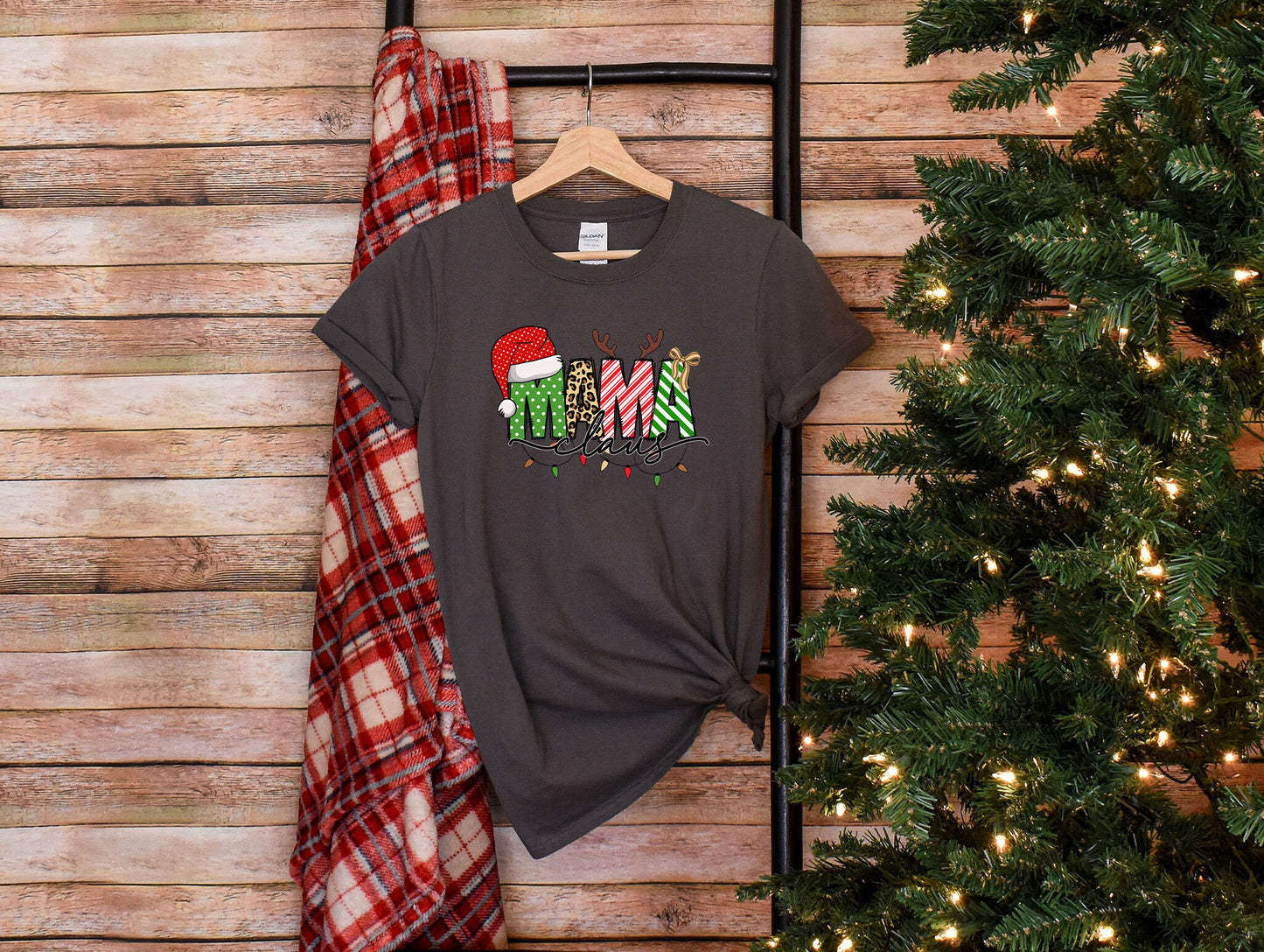 Mama Claus T-Shirt, Christmas Shirt For Woman, Christmas Mama Shirt, Gift For Mom, Cute Christmas Tee, Christmas Gift for Her, Holiday Shirt