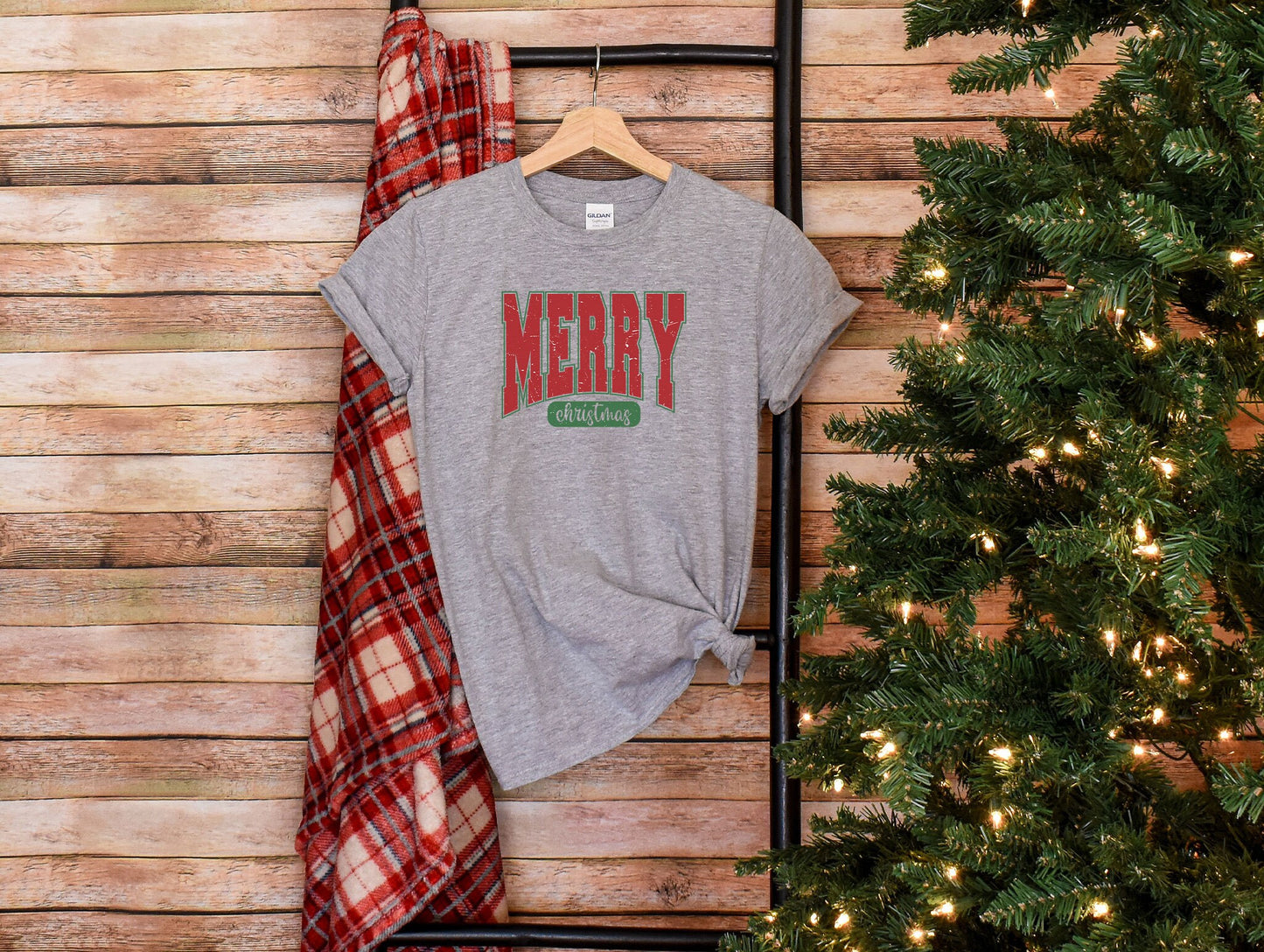 Merry Christmas Shirt, Christmas T-shirt, Christmas Family Youth toddler Onesie Shirt, Christmas Gift, Cute Winter Tee