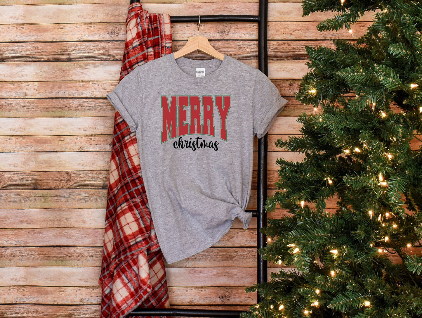 Merry Christmas Shirt, Christmas Shirt, Christmas T-shirt, Christmas Family Shirt, Christmas Gift, Holiday Gift Tee