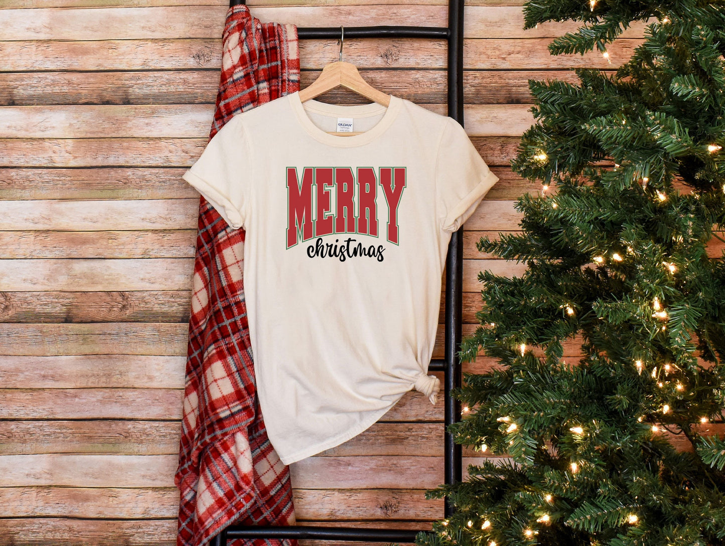 Merry Christmas Shirt, Christmas Shirt, Christmas T-shirt, Christmas Family Shirt, Christmas Gift, Holiday Gift Tee