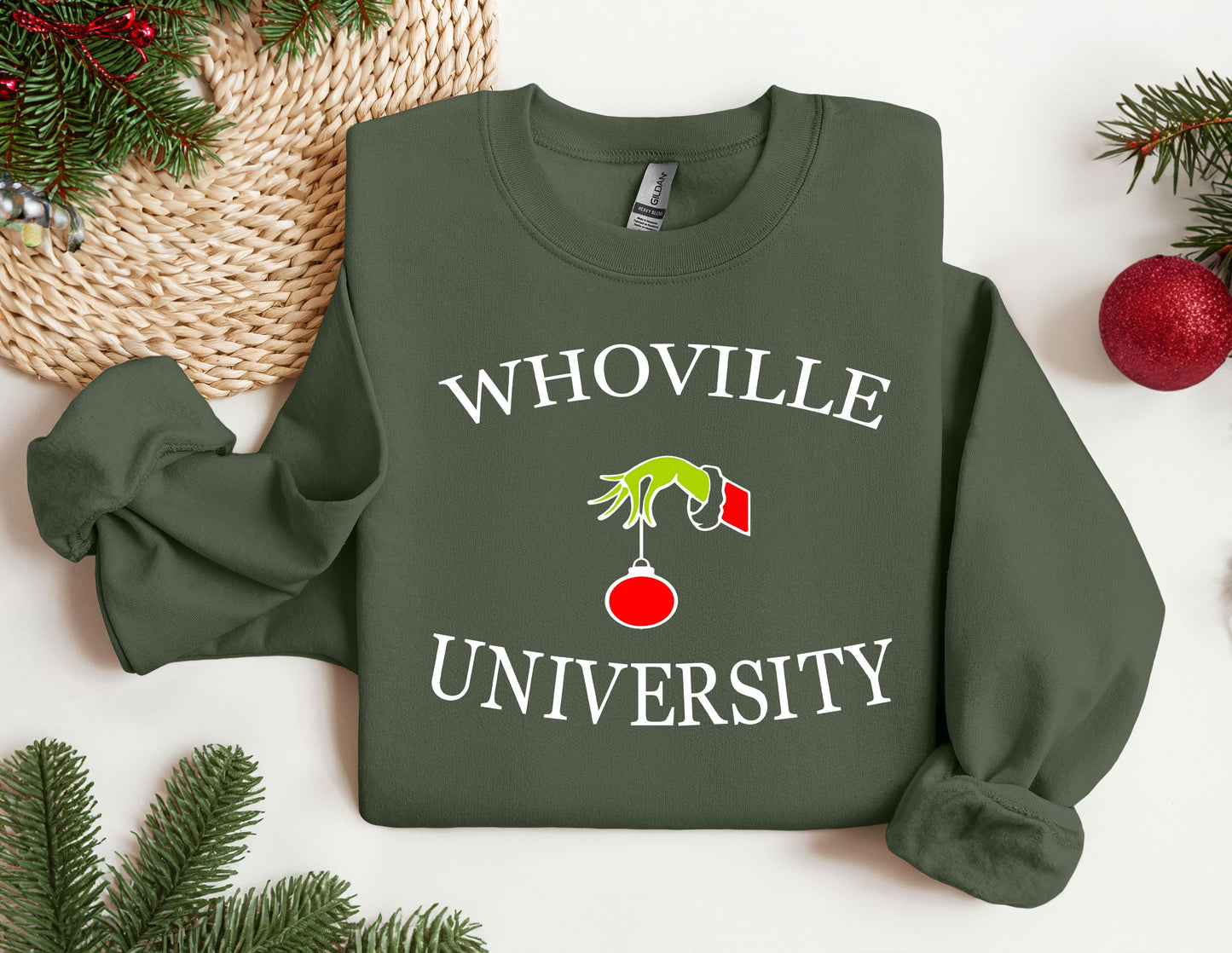 a green sweatshirt with the words whovillee university on it