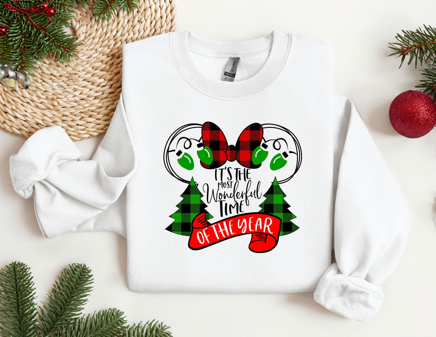 Christmas Disney Sweatshirt, Trendy Sweatshirt, Disneyland Sweatshirt, Oversized Sweatshirt, Christmas Sweatshirt, Christmas Gift