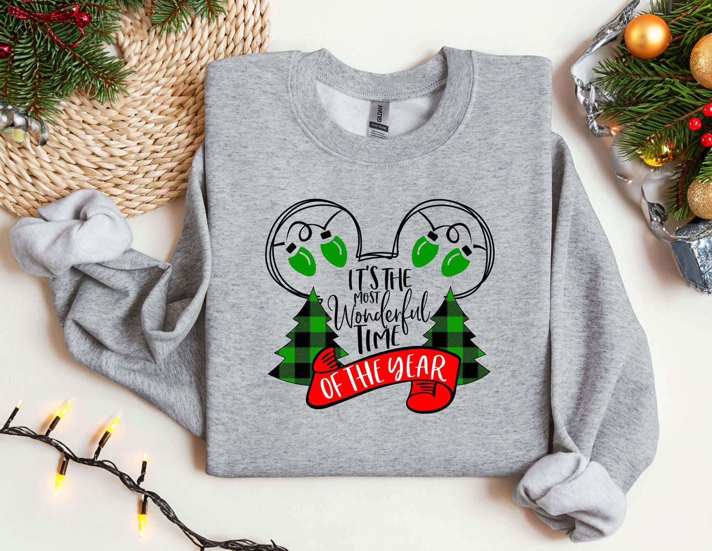 Christmas Disney Sweatshirt, Trendy Sweatshirt, Disneyland Sweatshirt, Oversized Sweatshirt, Christmas Sweatshirt, Christmas Gift