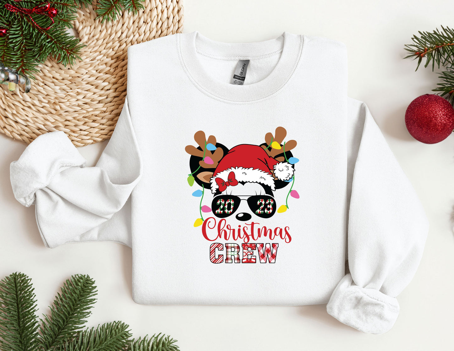 Christmas Crew Sweatshirt, Trendy Sweatshirt, Disneyland Sweatshirt, Oversized Sweatshirt, Christmas Sweatshirt, Christmas Gift