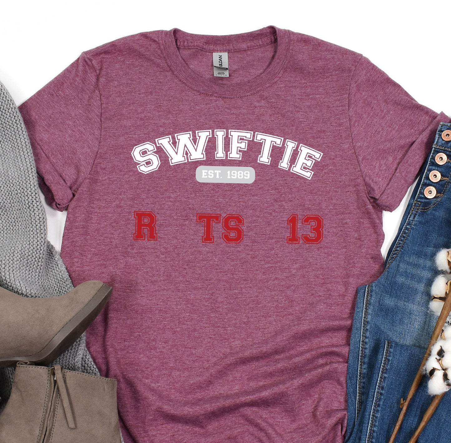 a t - shirt that says swiffie on it