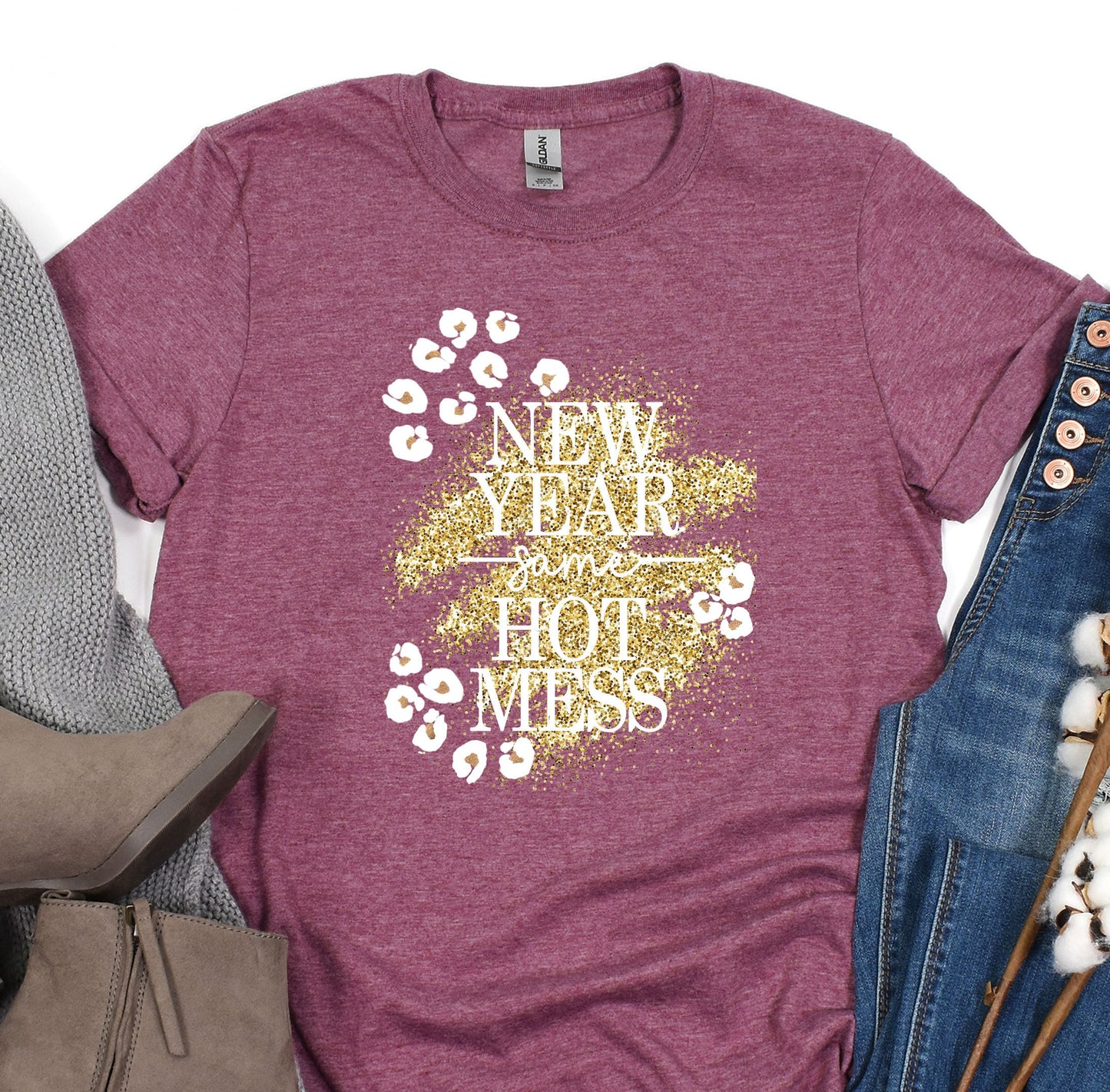 a t - shirt that says new year, hot mess