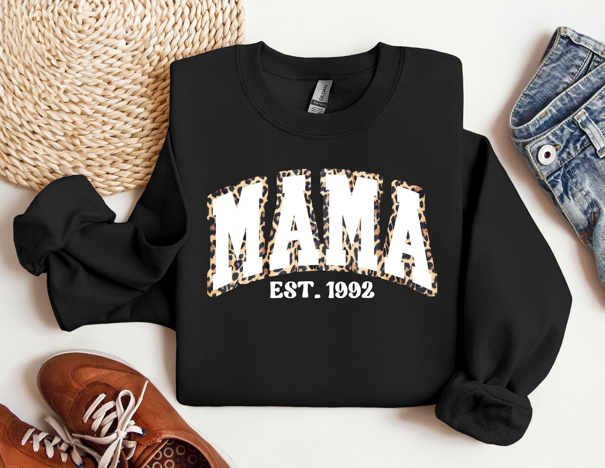 Mama Sweatshirt, Mothers Day Gift, Birthday Gift for Mom, New Mom Gift, Minimalist Cool Mom Sweater, Christmas Gift for Mom, Gift for Her