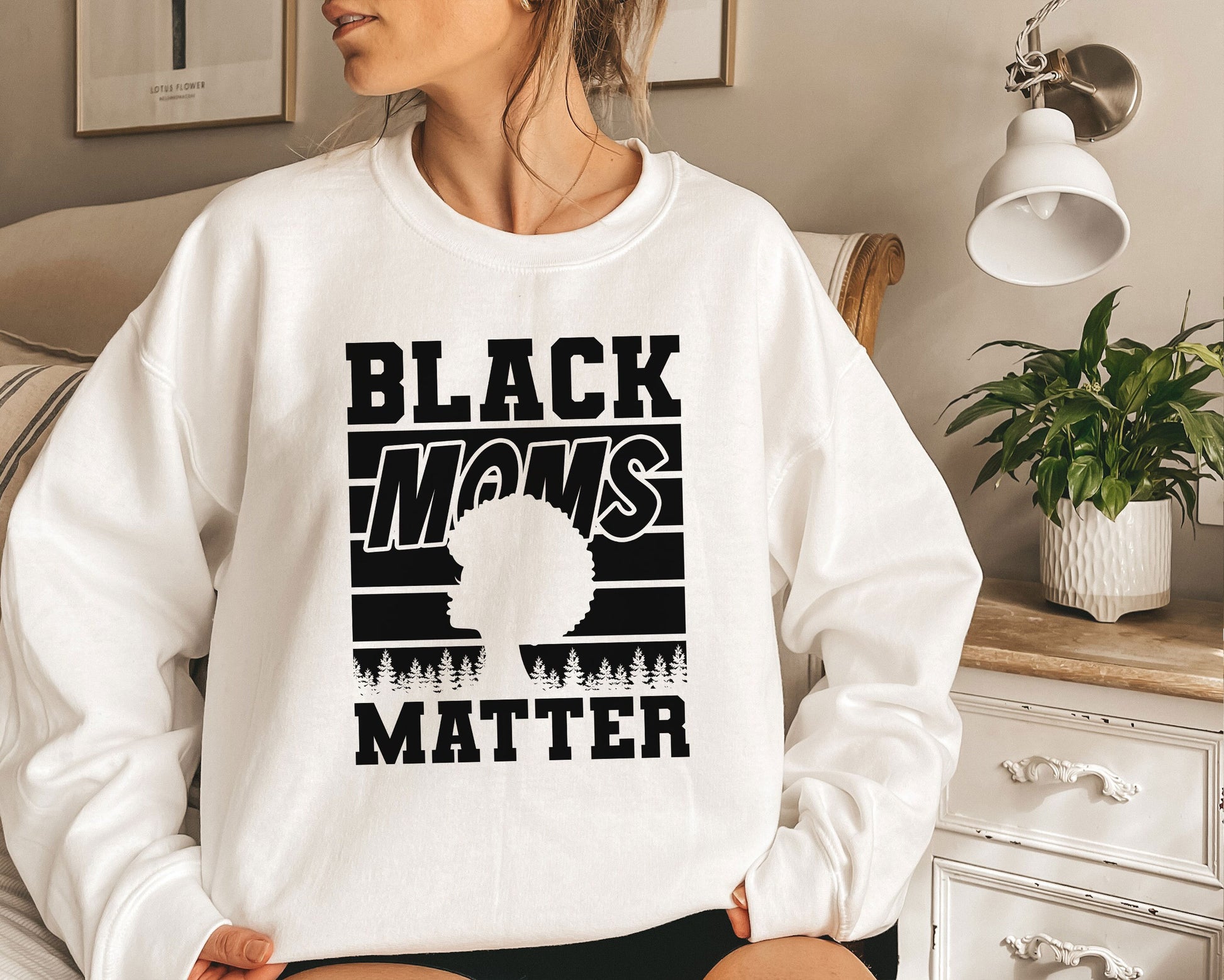 Black Moms Matter Sweatshirt, MLK Black History Month Gift Hoodie, Black Lives Matter Sweatshirt, Black Culture Sweat, Afro Women Crewneck