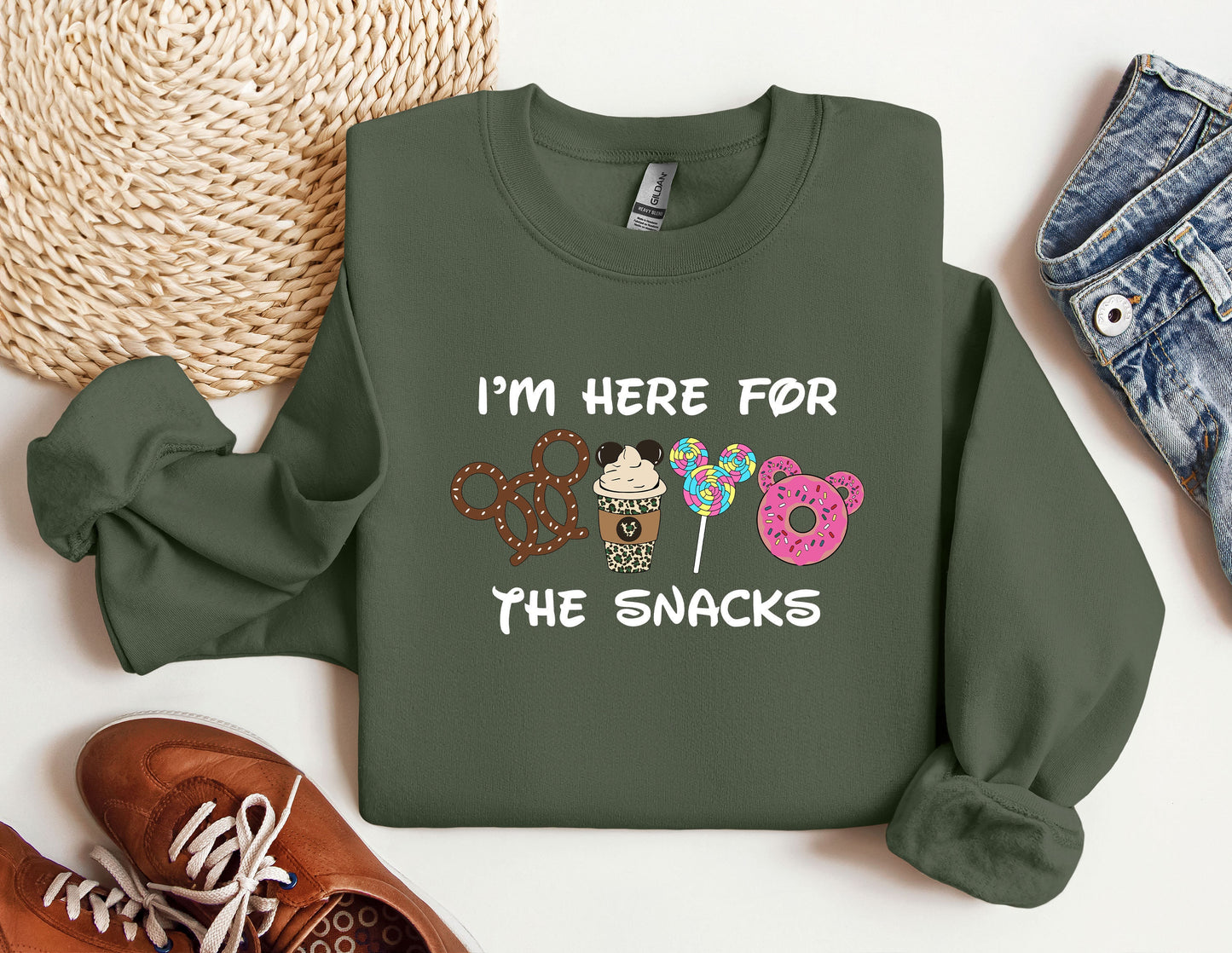 i&#39;m here for the snacks sweatshirt