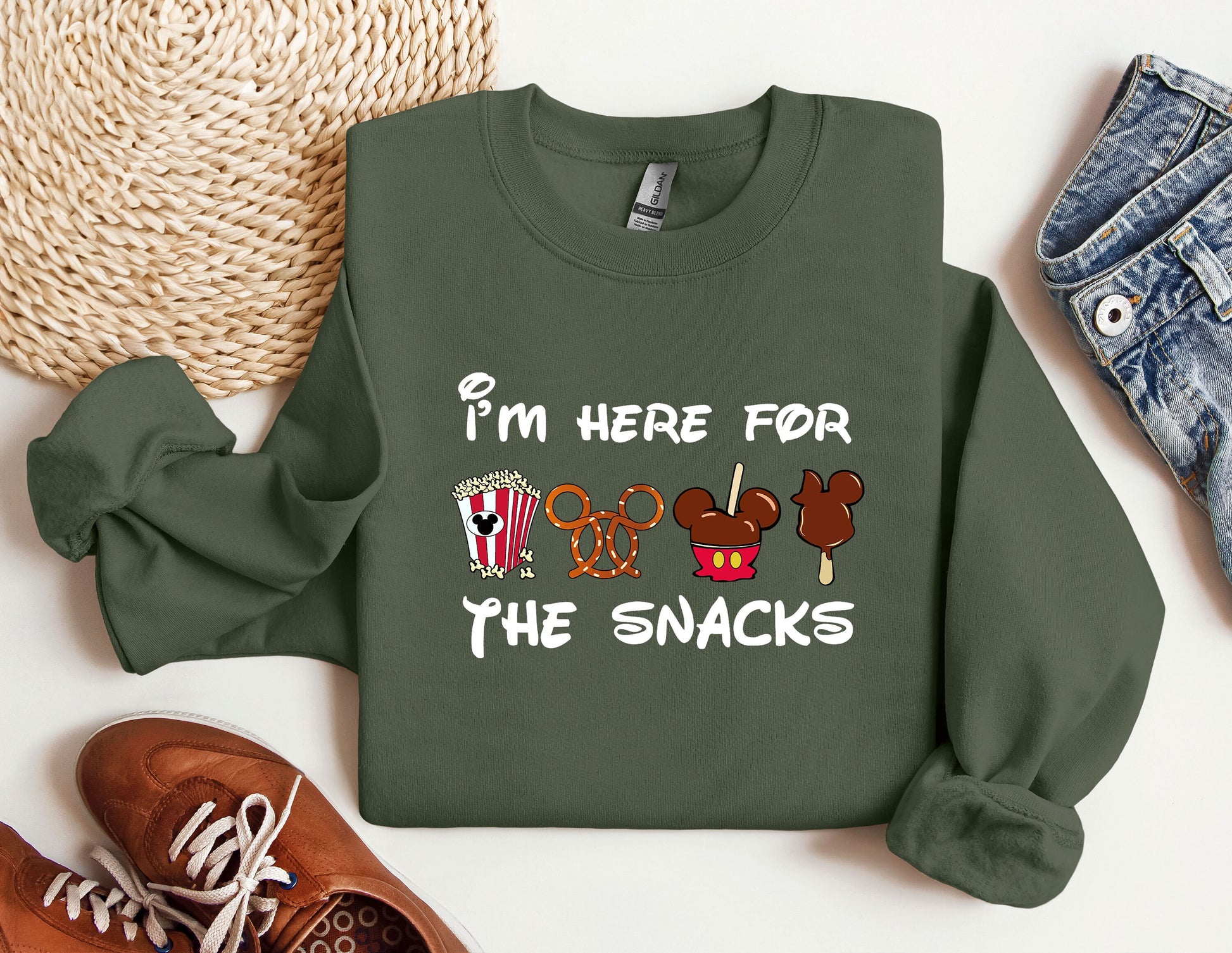 i&#39;m here for the snacks sweatshirt