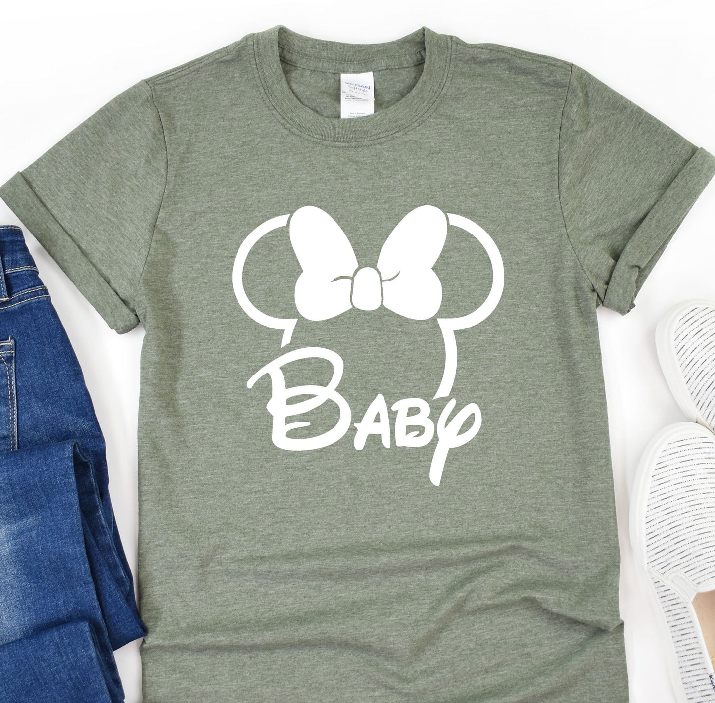 a t - shirt with a minnie mouse head on it