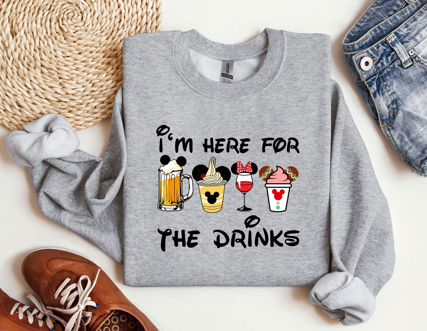 i&#39;m here for the drinks sweatshirt