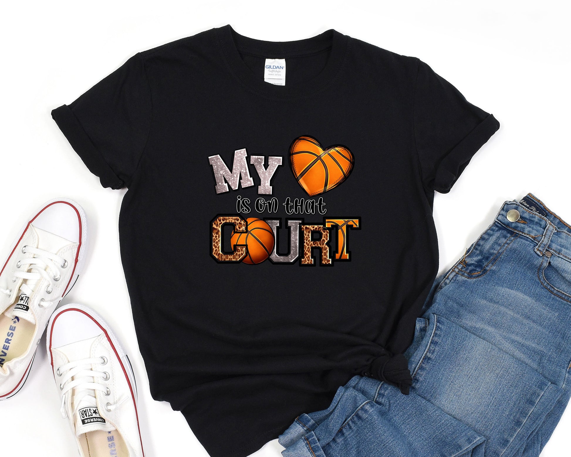 a t - shirt that says, my heart is in the court